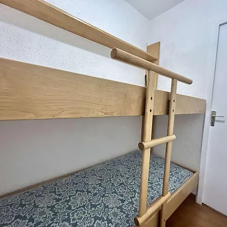 Studio Cabine Renove Avec Climatisation, Loggia, Parking Securise, Proche Plage Et Commodites - Fr-1-226-546 Appartement