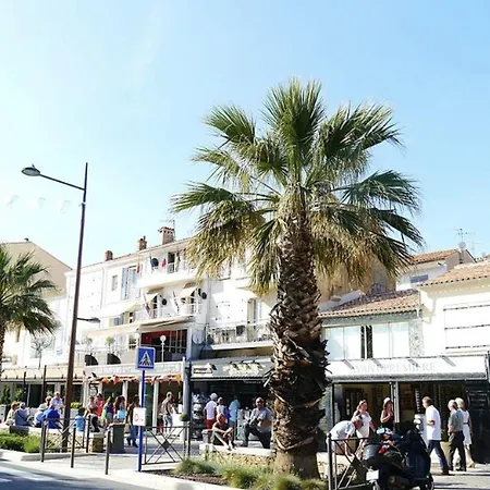 Studio Cabine Renove Avec Climatisation, Loggia, Parking Securise, Proche Plage Et Commodites - Fr-1-226-546 Apartman Sainte-Maxime